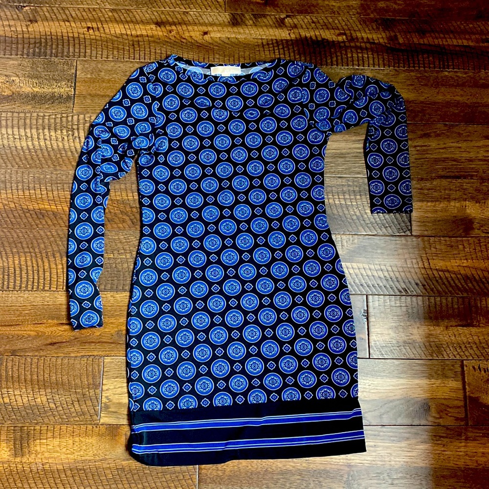 In excellent condition, MK dress.